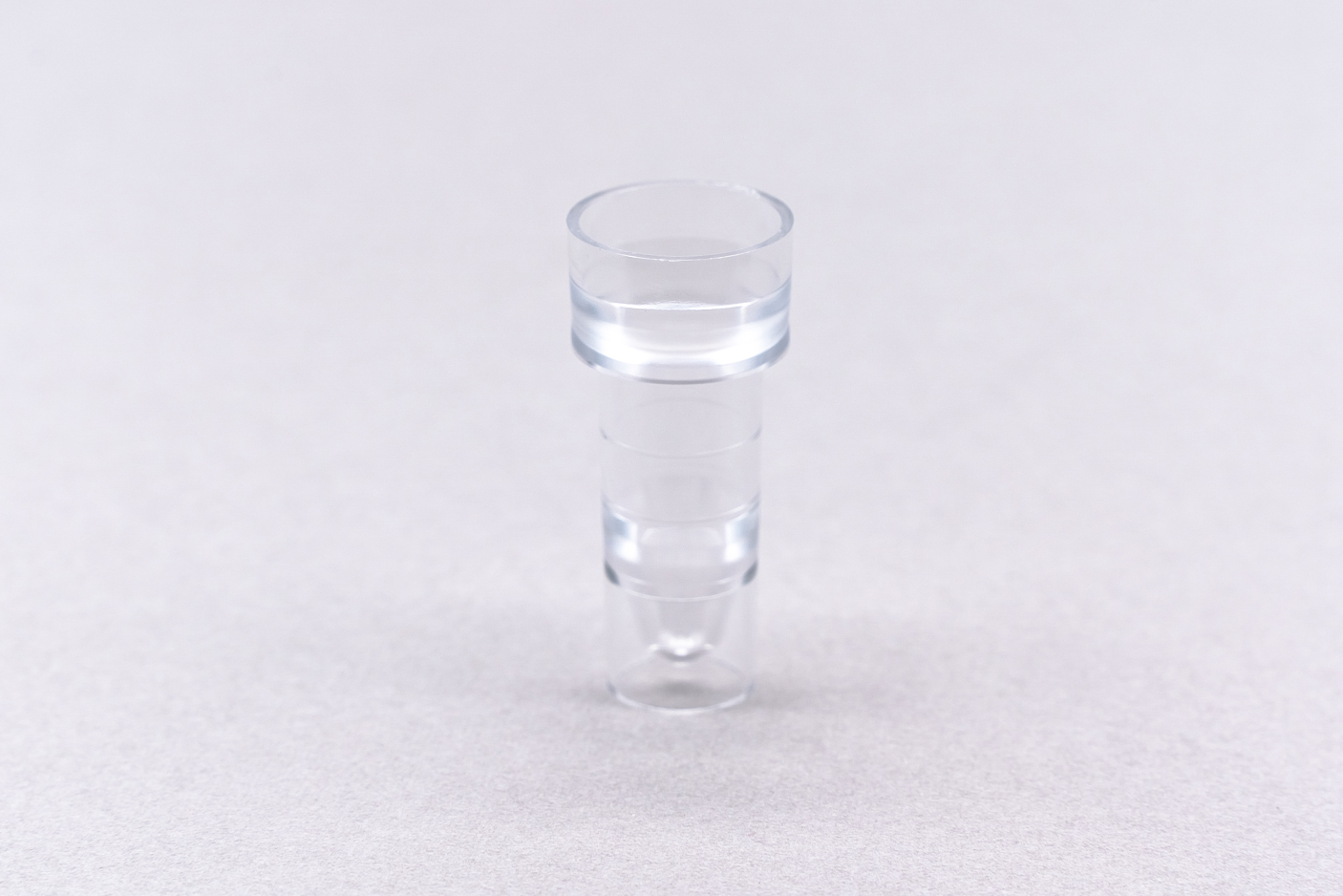 日立用サンプルカップ　自動分析用　日立　プラスチック　分注用　C00510